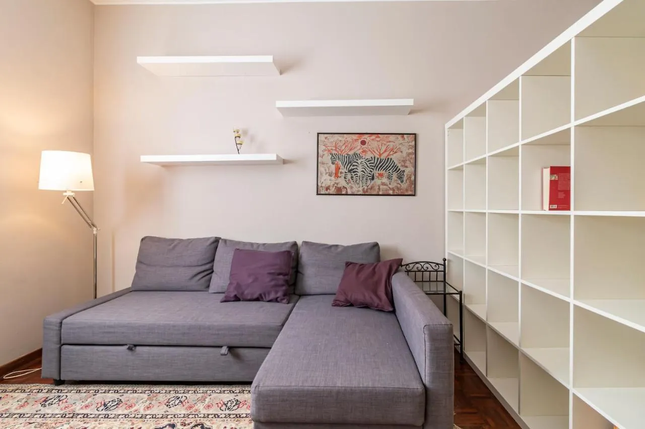 Renovated apartment close to Portello Fiera - Accursio Italia